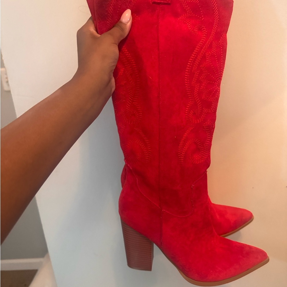 Elegant Red Knee-High Women's Boots